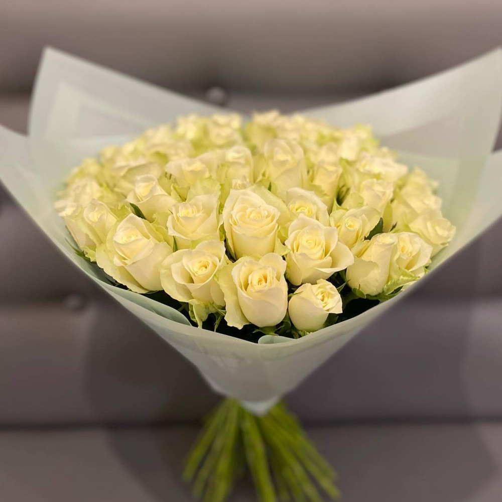 Букет цветов «Букет из 51 белой кенийской розы»